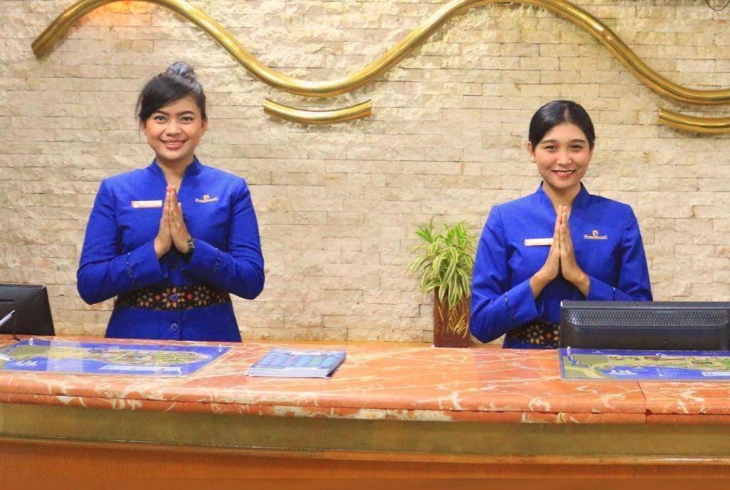 Putri Duyung Ancol Hotel Jakarta Buitenkant foto