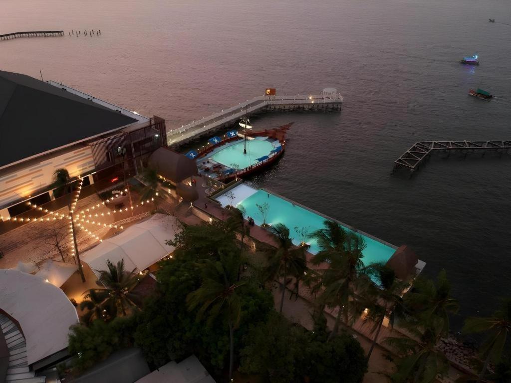 Putri Duyung Ancol Hotel Jakarta Buitenkant foto