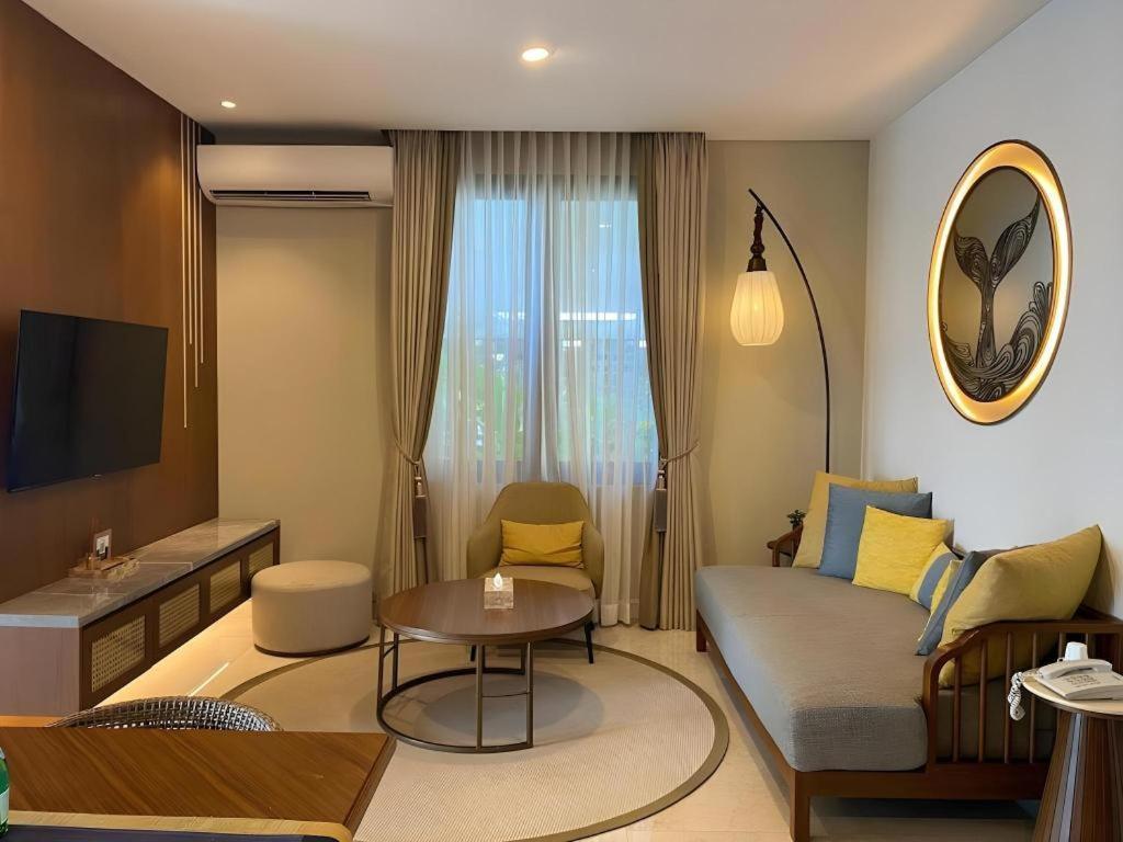 Putri Duyung Ancol Hotel Jakarta Buitenkant foto