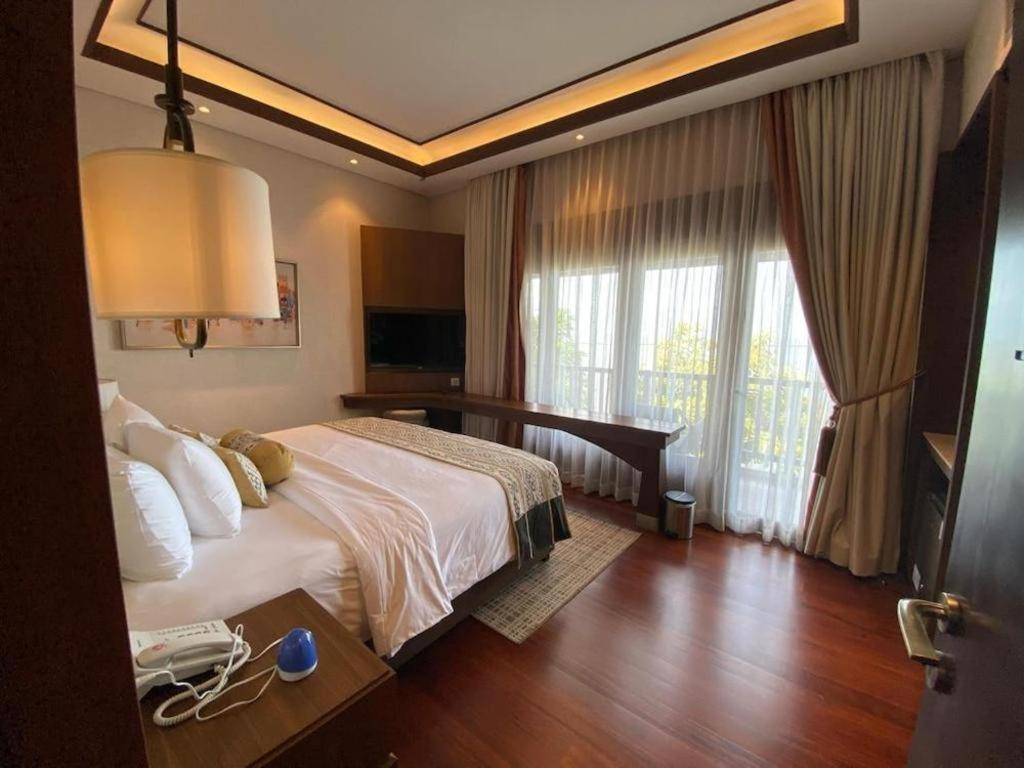Putri Duyung Ancol Hotel Jakarta Buitenkant foto