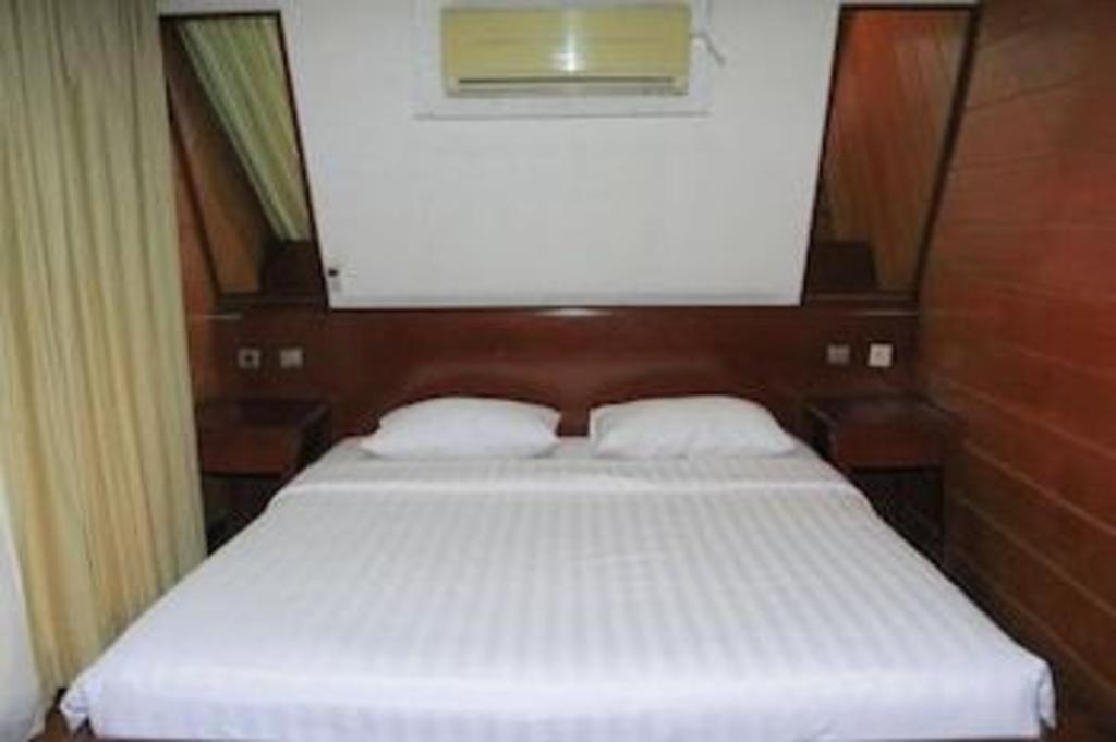 Putri Duyung Ancol Hotel Jakarta Buitenkant foto