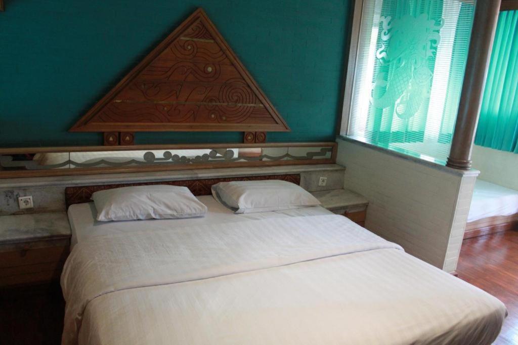 Putri Duyung Ancol Hotel Jakarta Buitenkant foto