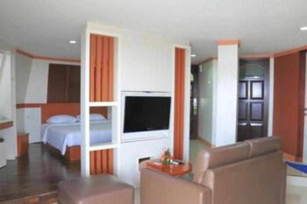 Putri Duyung Ancol Hotel Jakarta Buitenkant foto
